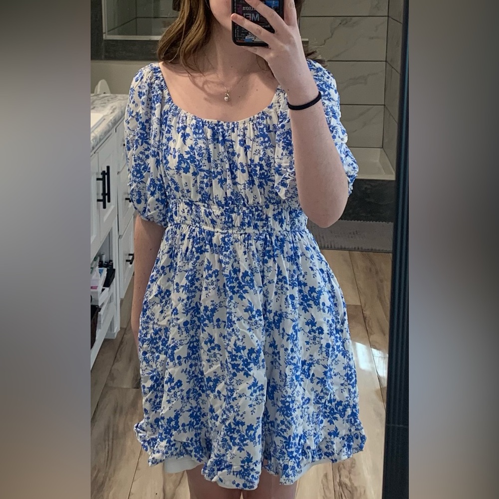 Listicle blue and white floral dress